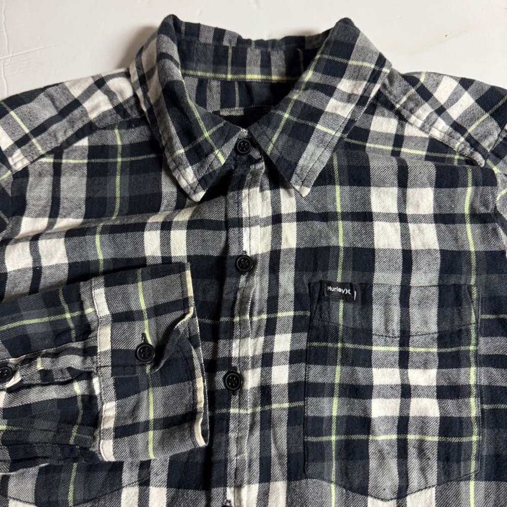 Hurley Plaid Flannel Button Up Shirt Long‎ Sleeve Casual Top Women's Small